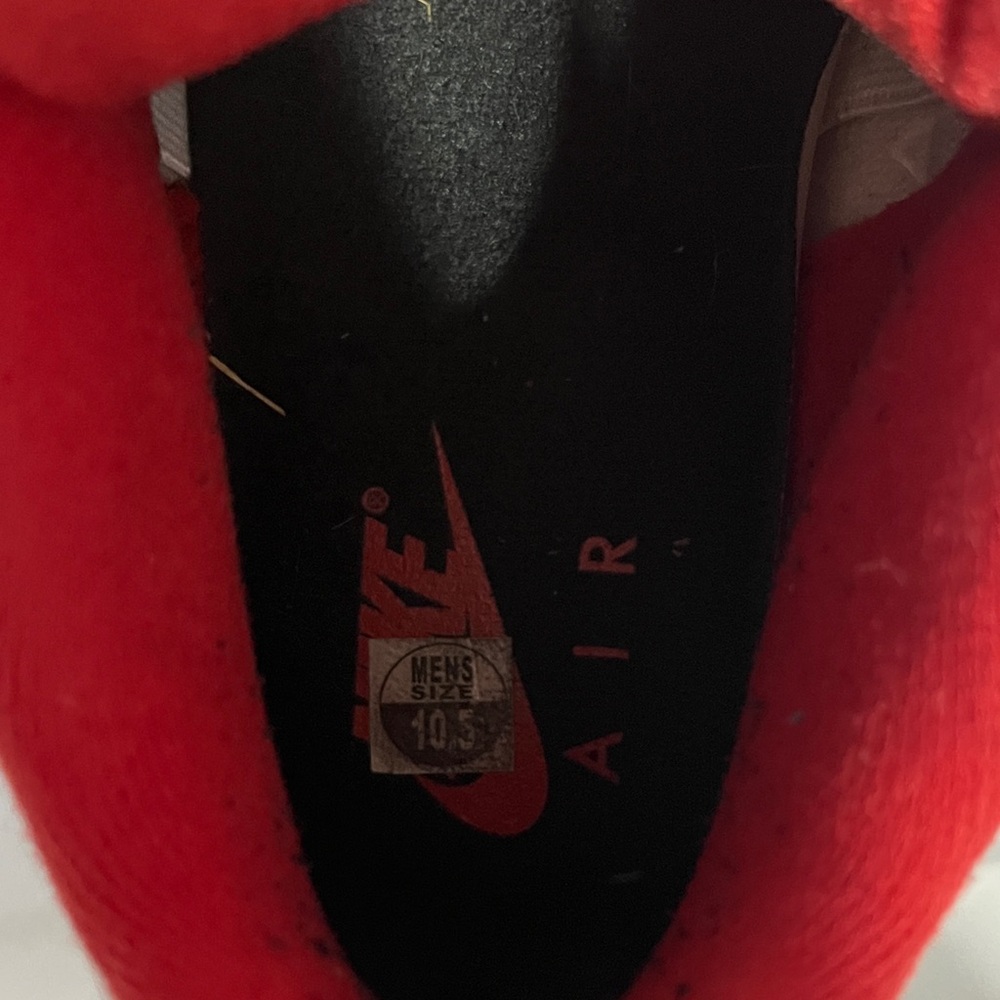 Jordan Men's White and Red Athletic Sneakers - Picture 6 of 8